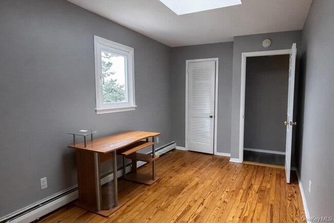 Building Photo - 83 E Lido Promenade