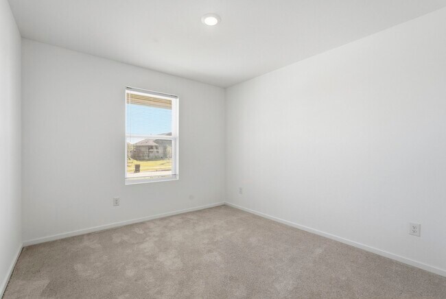 Building Photo - 6639 Orange Daylily Ln