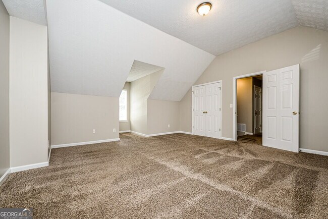 Building Photo - 215 Carlin Ct