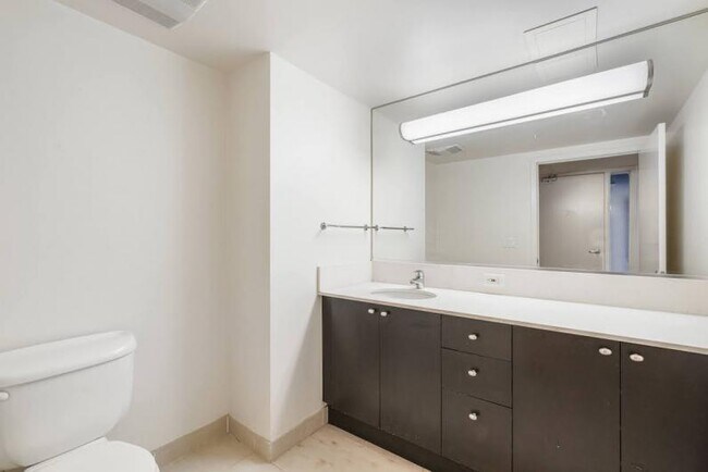 Building Photo - Modern Industrial Loft in Jack London Square