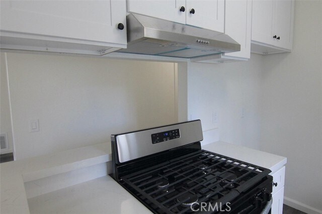 Building Photo - 9505 Arlington Ave