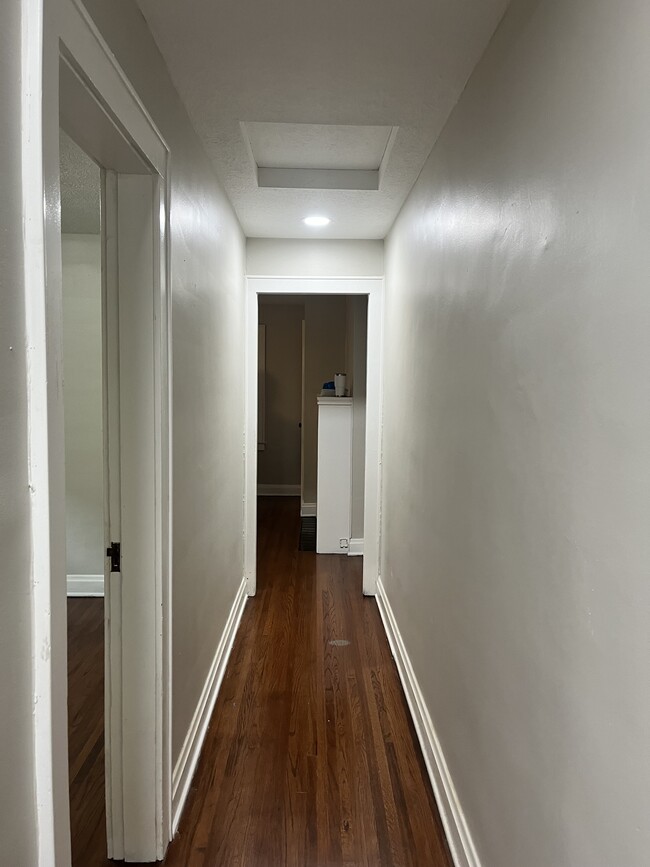 Hallway to Living Room - 1679 Wyandotte Rd