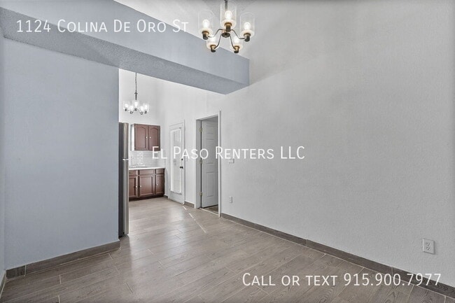 Building Photo - 1124 Colina De Oro St