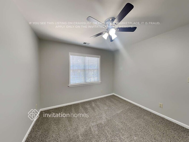 Building Photo - 2706 Bathgate Ln