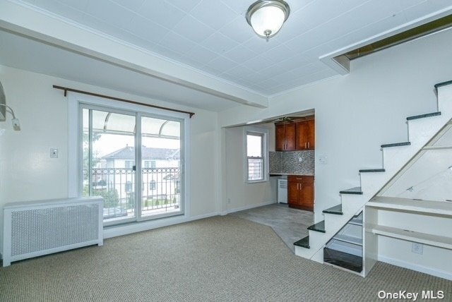 Building Photo - 46-20 190th St