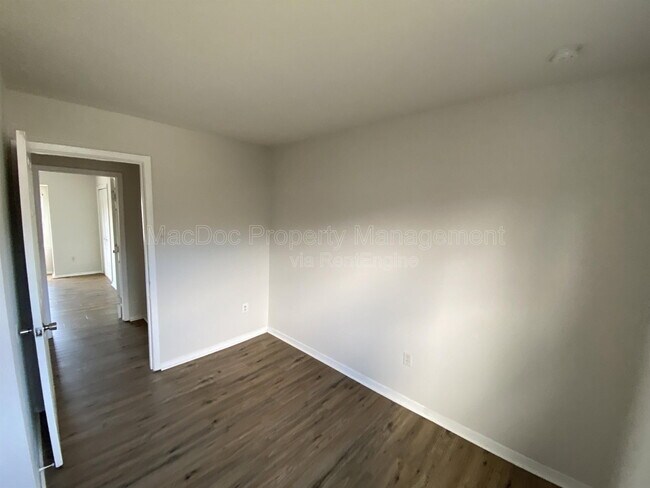 Building Photo - 623 Anvil Rd