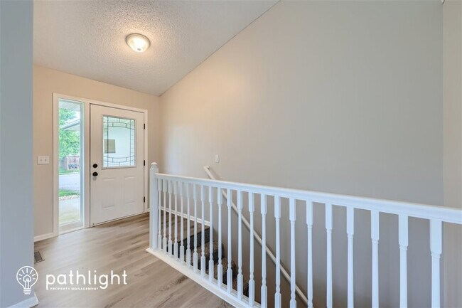 Primary Photo - 325 Mindy Ln