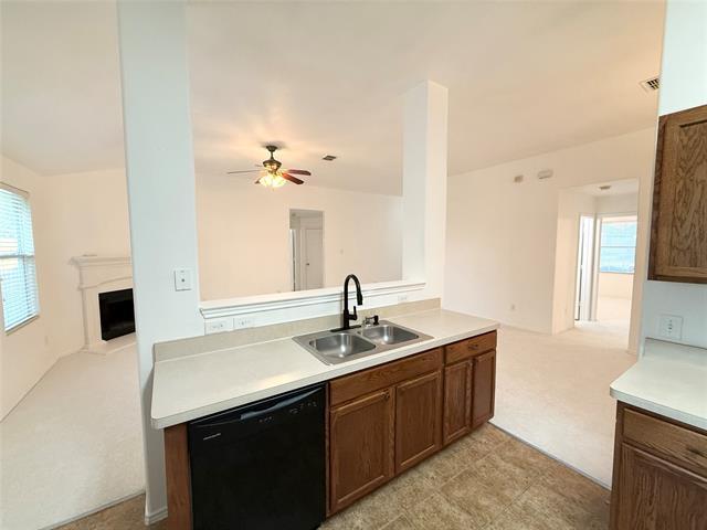 Building Photo - 918 Fleming St