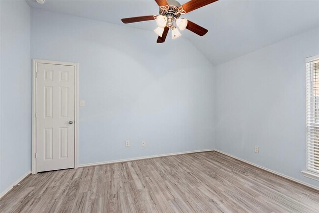 Building Photo - 28223 Sweet Oak Ln