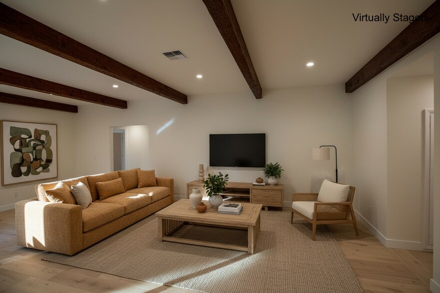 Building Photo - 384 Crazy Horse Canyon Rd