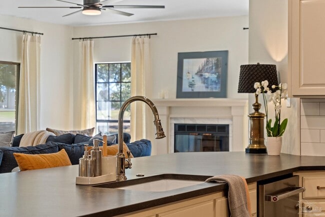 Building Photo - 3244 Cobblestone Dr