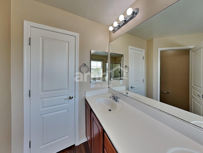 Building Photo - 148 S 108th Ave