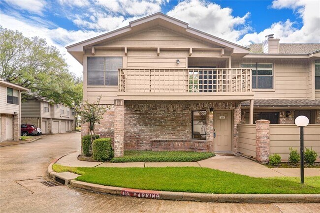 Building Photo - 2711 Grants Lake Blvd