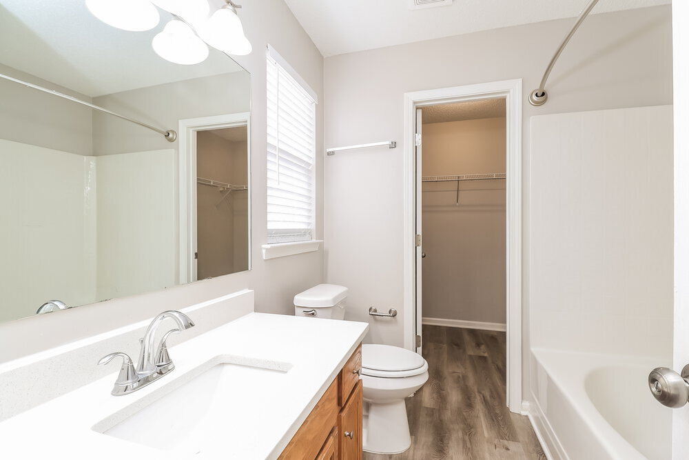 Building Photo - 1641 Galesburg St