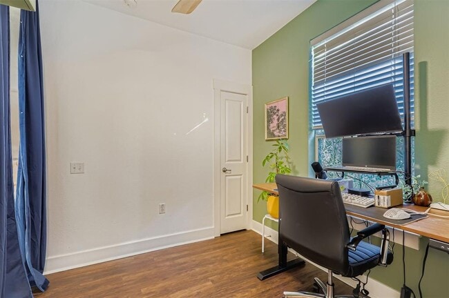 Building Photo - 1601 Miriam Ave