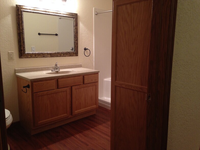 Building Photo - 201 N Sherman St