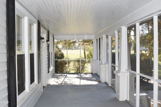 Building Photo - 7509 NC-27