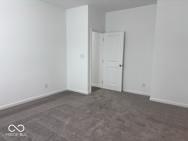 Building Photo - 817 Oyster Bay Dr