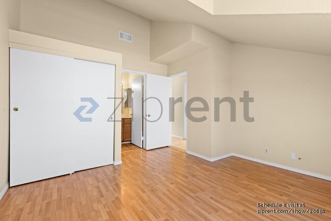 Building Photo - 399 G St