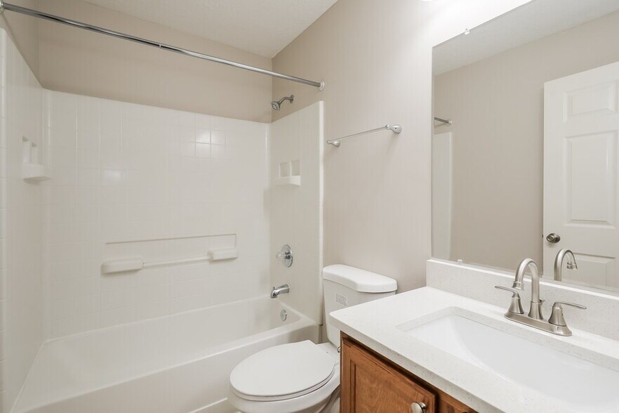 Building Photo - 3514 Pebble Stone Ct