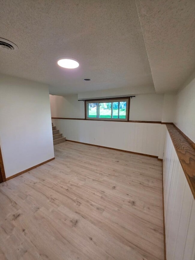 Building Photo - 708 W Interstate Ave