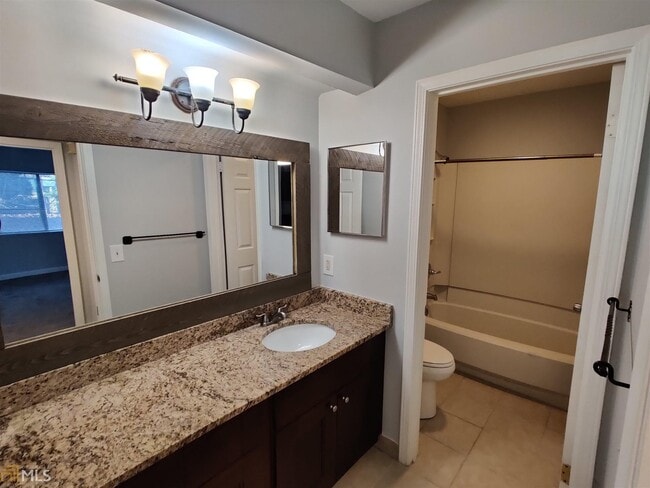 Building Photo - 4003 Wingate Way