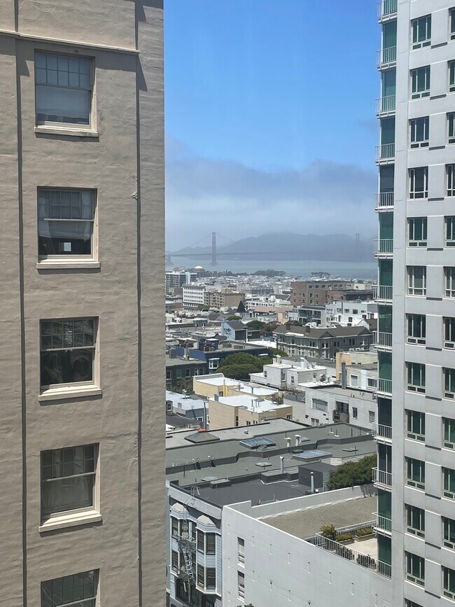 Building Photo - 1177 California St