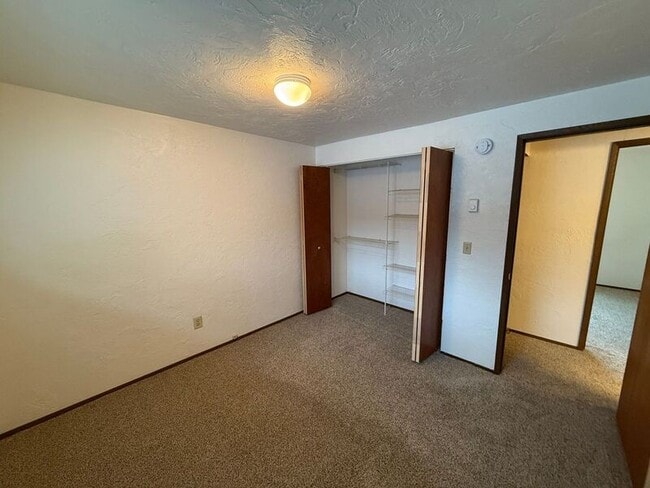 Building Photo - 2501 SW Pickford St