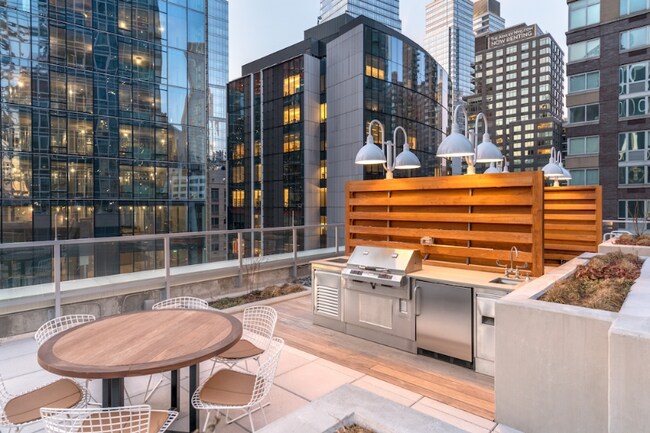 Building Photo - 21 West End Ave