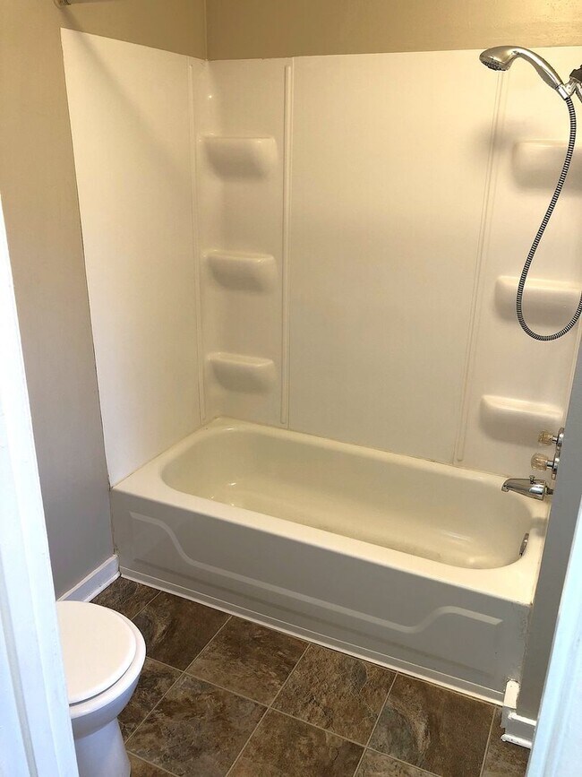 Building Photo - 1350 Sherman Ave