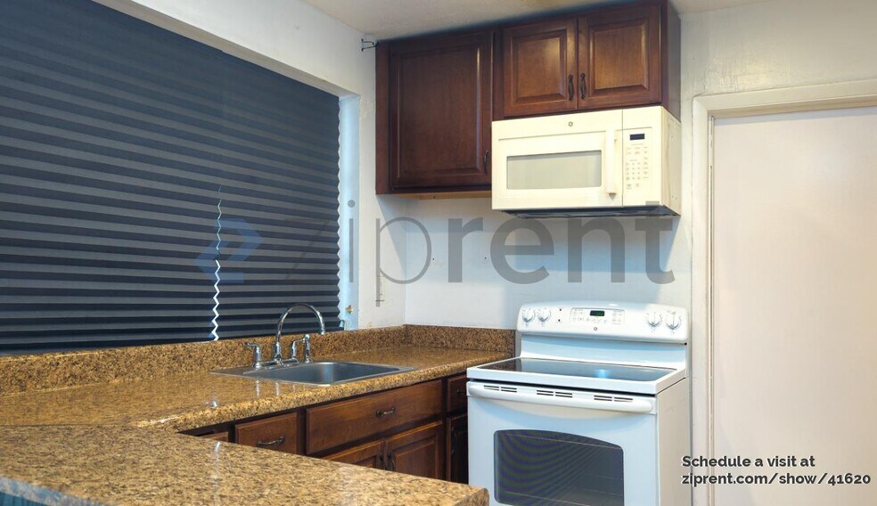 Building Photo - 1600 N 73rd Way