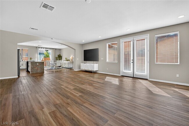 Building Photo - 3932 Bagua Ct