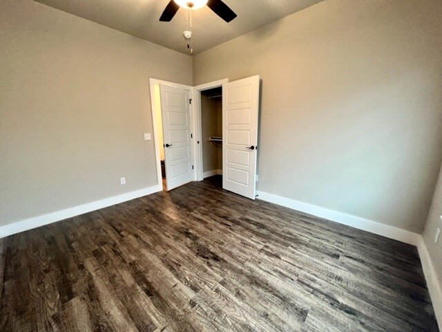 Building Photo - 2735 S Olive Ct