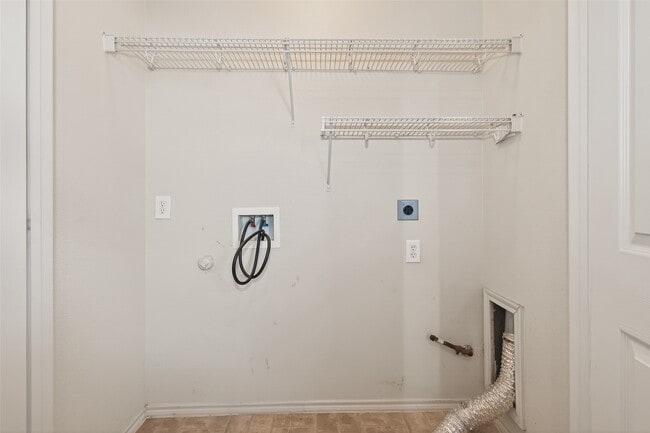 Building Photo - 18743 S Lyford Dr