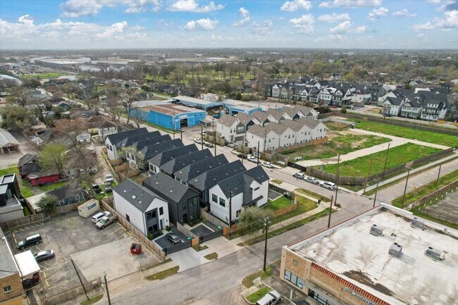 Building Photo - 5203 Texas St