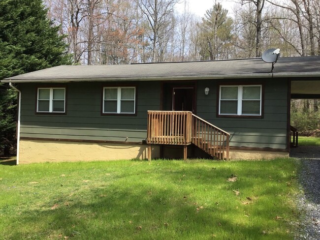 Building Photo - Beautiful 3bd/1ba Home in Lenoir