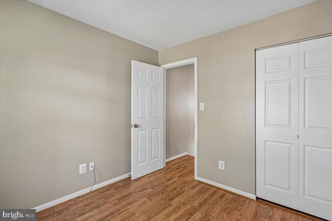 Building Photo - 3 Cinzano Ct