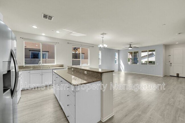 Building Photo - 1704 Cal Orchid Pl