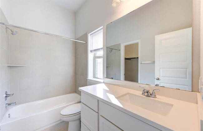 Building Photo - 10503 Burnished Bay Ln