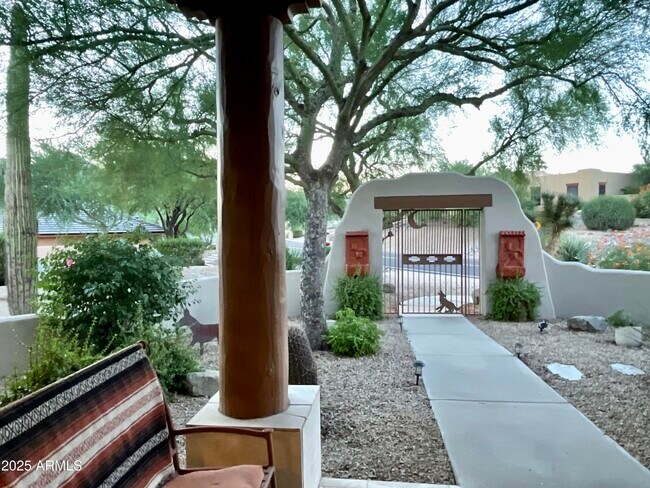 Building Photo - 15327 E Sierra Madre Dr