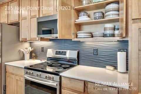 Building Photo - 285 High Point Dr