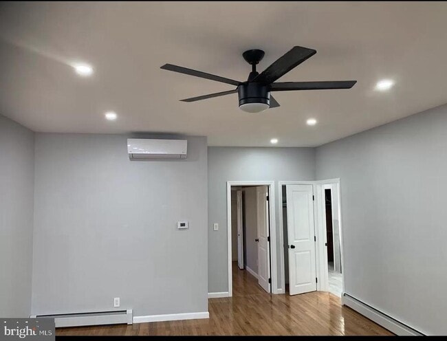 Building Photo - 67 Syringa St