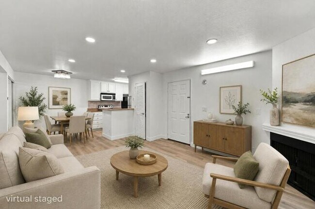 Building Photo - 2695 Somerset Park Cir