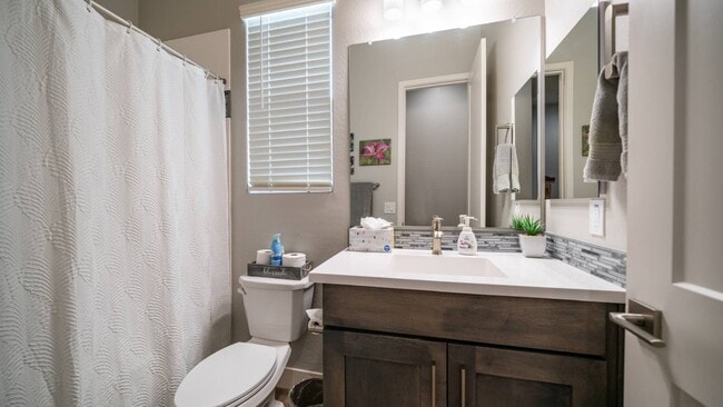 Building Photo - 23080 E Carriage Wy