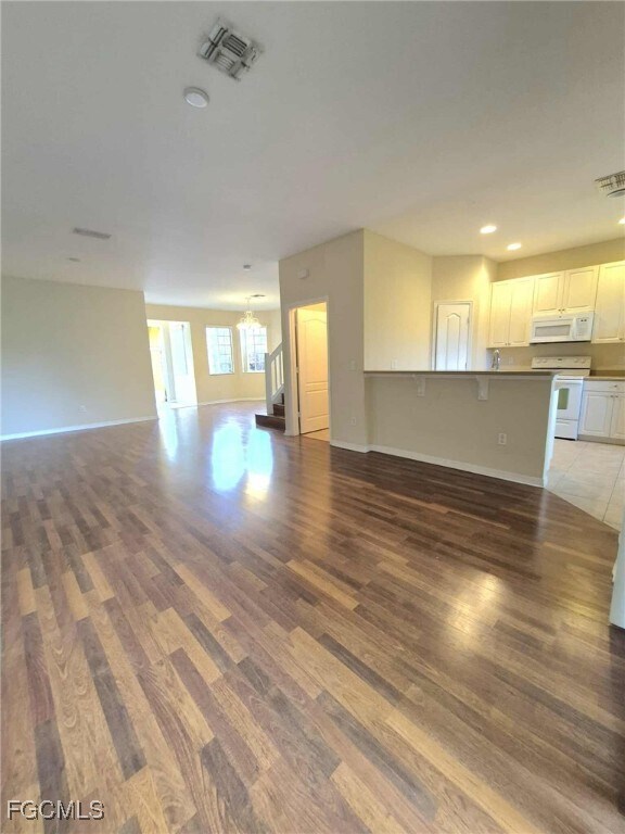 Building Photo - 10210 Tin Maple Dr