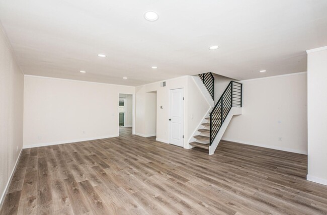 Building Photo - Beautiful Remodeled Single Family Home in ...