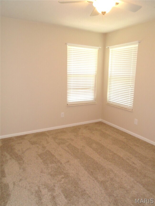 Building Photo - 1109 Peachtree Ct