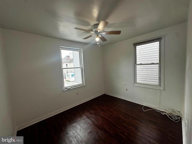 Building Photo - 1813 N Gratz St