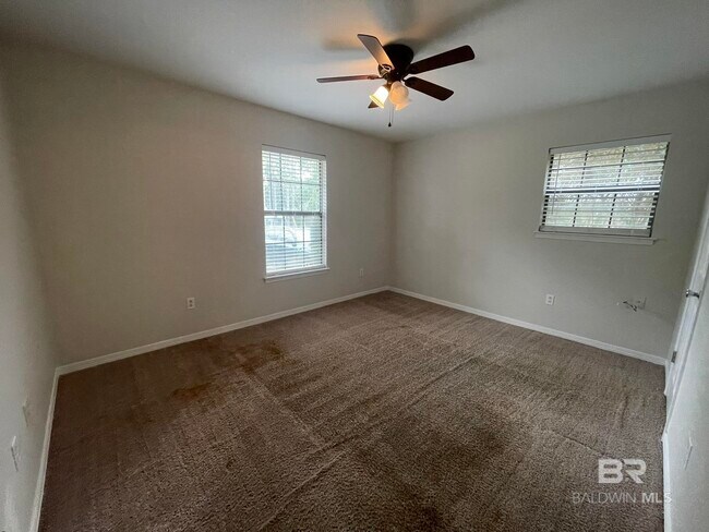 Building Photo - 107 Brentwood Dr