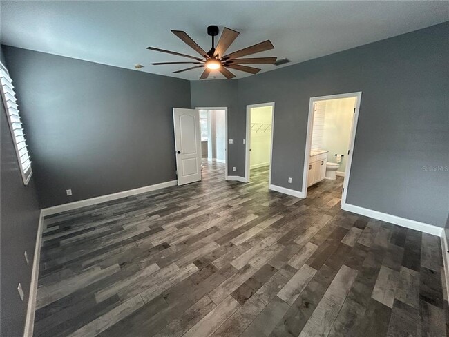 Building Photo - 25427 Doredo Dr